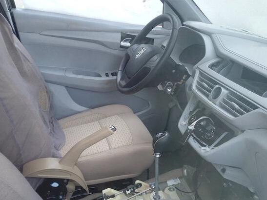 “E”字头的汽车商标是风口，赶紧注册了卖给车企！